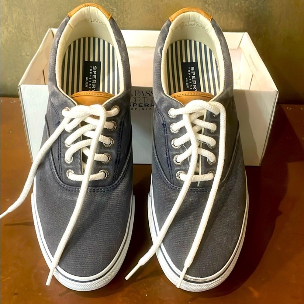 Sperry Men's Navy Canvas Boat Shoes - Size 9M